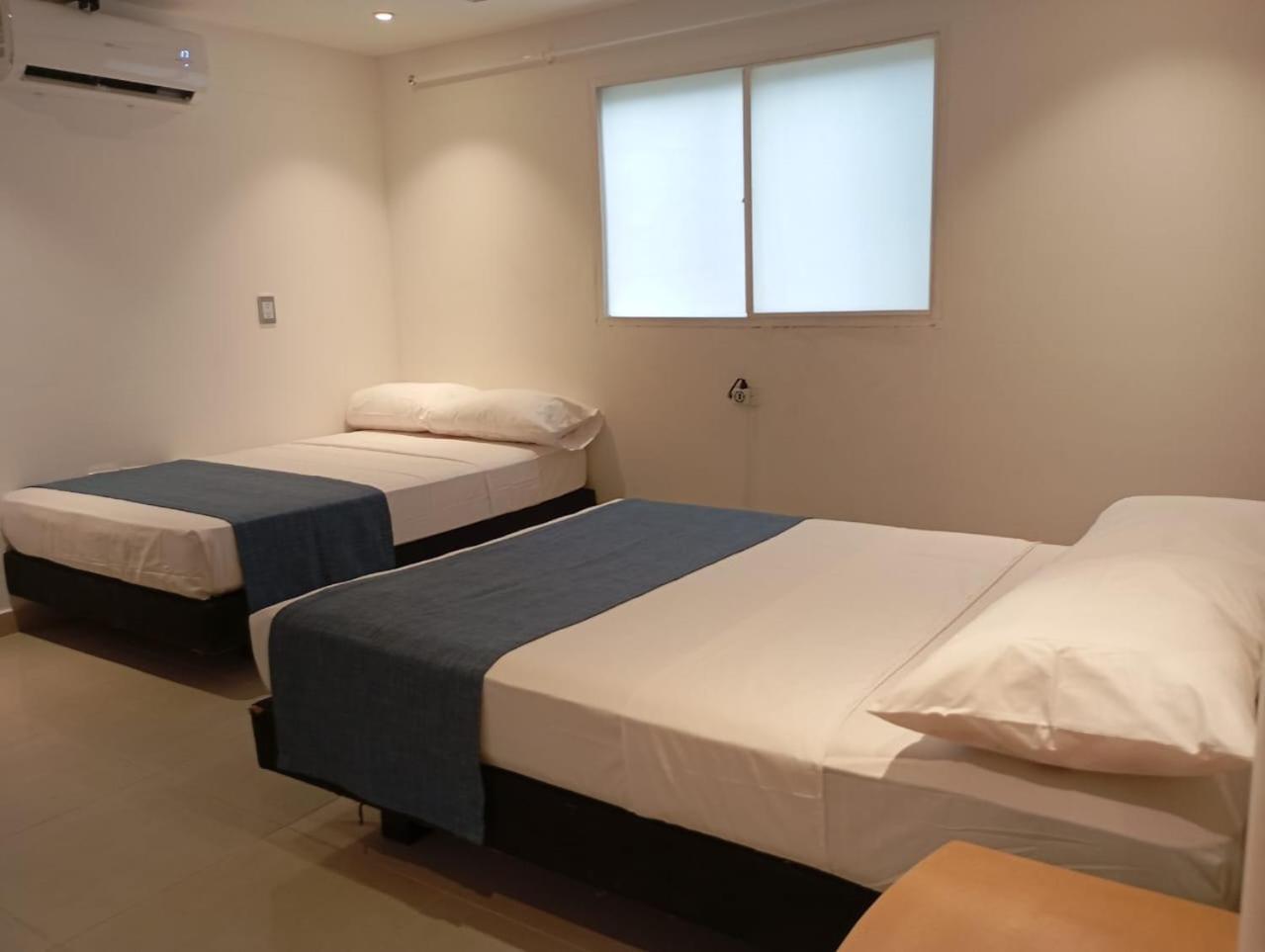 Hotel Med 33 Medellín Zewnętrze zdjęcie