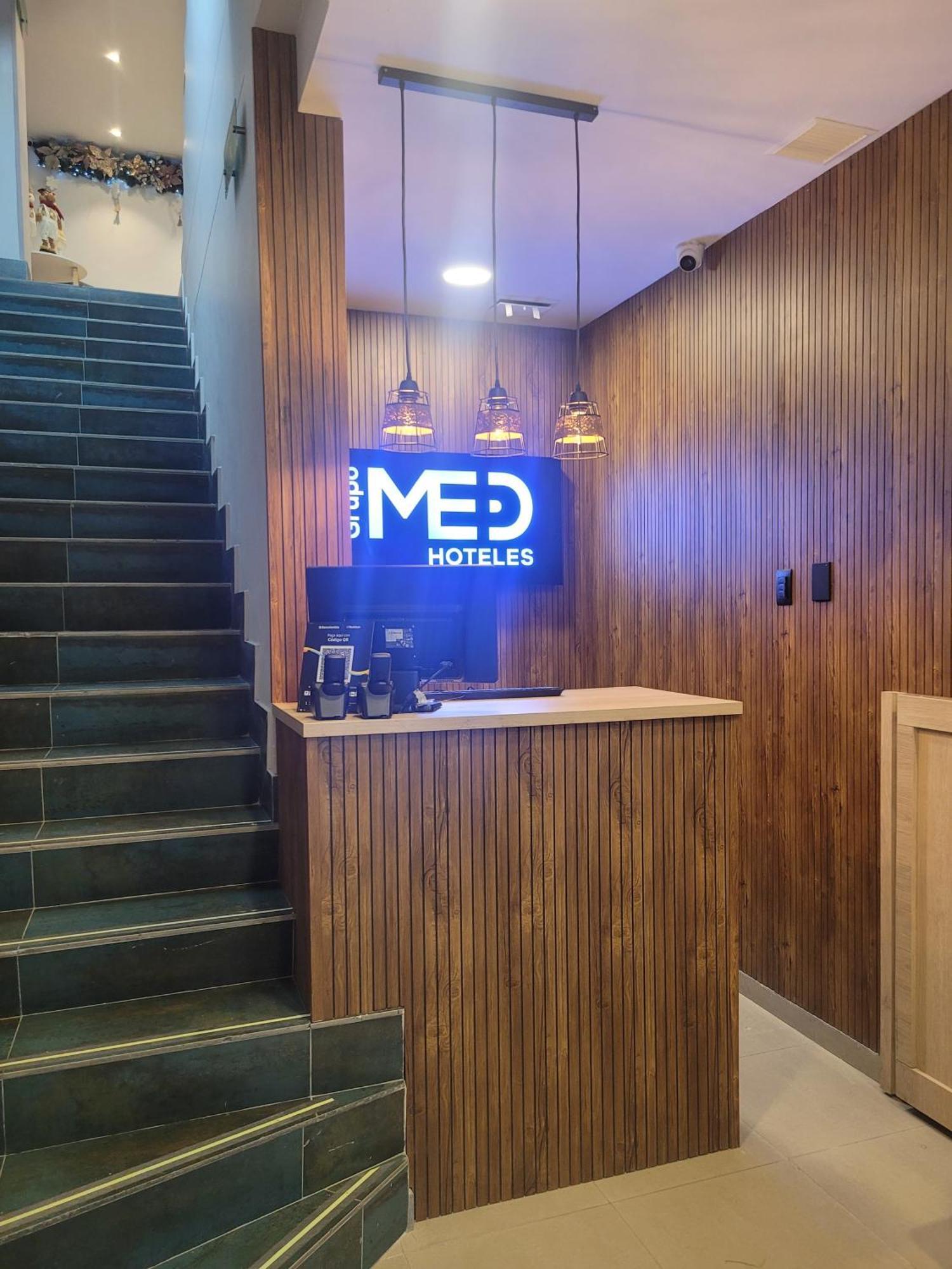 Hotel Med 33 Medellín Zewnętrze zdjęcie